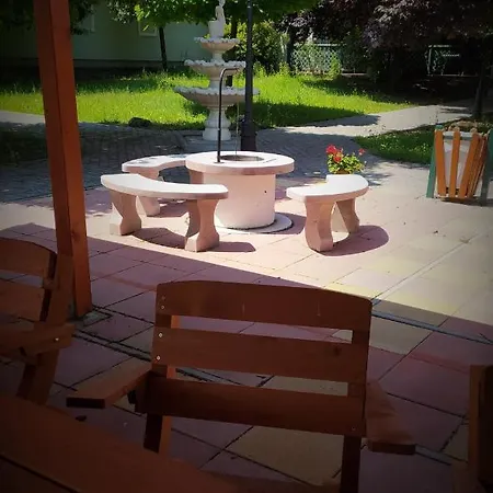 Bacchus Panzio Bed & Breakfast 3*
