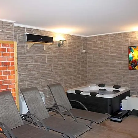 Bacchus Panzio Couette-café 3*